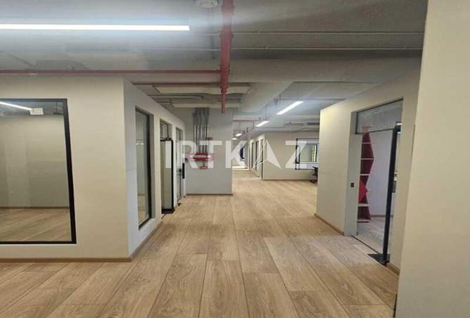 بأقل سعر للمتر في ديستريكت - مكتبك متشطب بفيو مميز