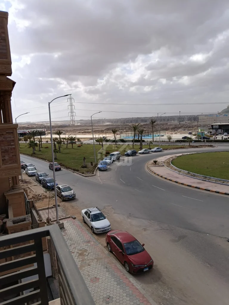 فيلا 900 متر مباني على طريق وصلة دهشور مباشر بالشيخ زايد سوبر لوكس ومسجلة شهر عقاري