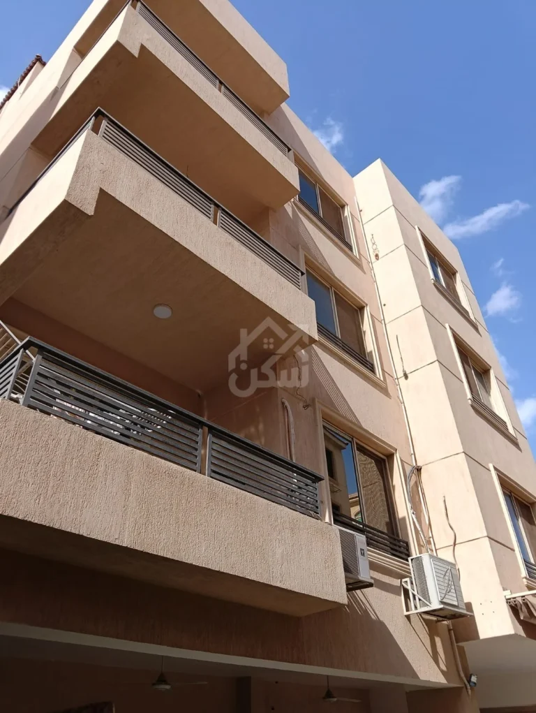 فيلا 900 متر مباني على طريق وصلة دهشور مباشر بالشيخ زايد سوبر لوكس ومسجلة شهر عقاري